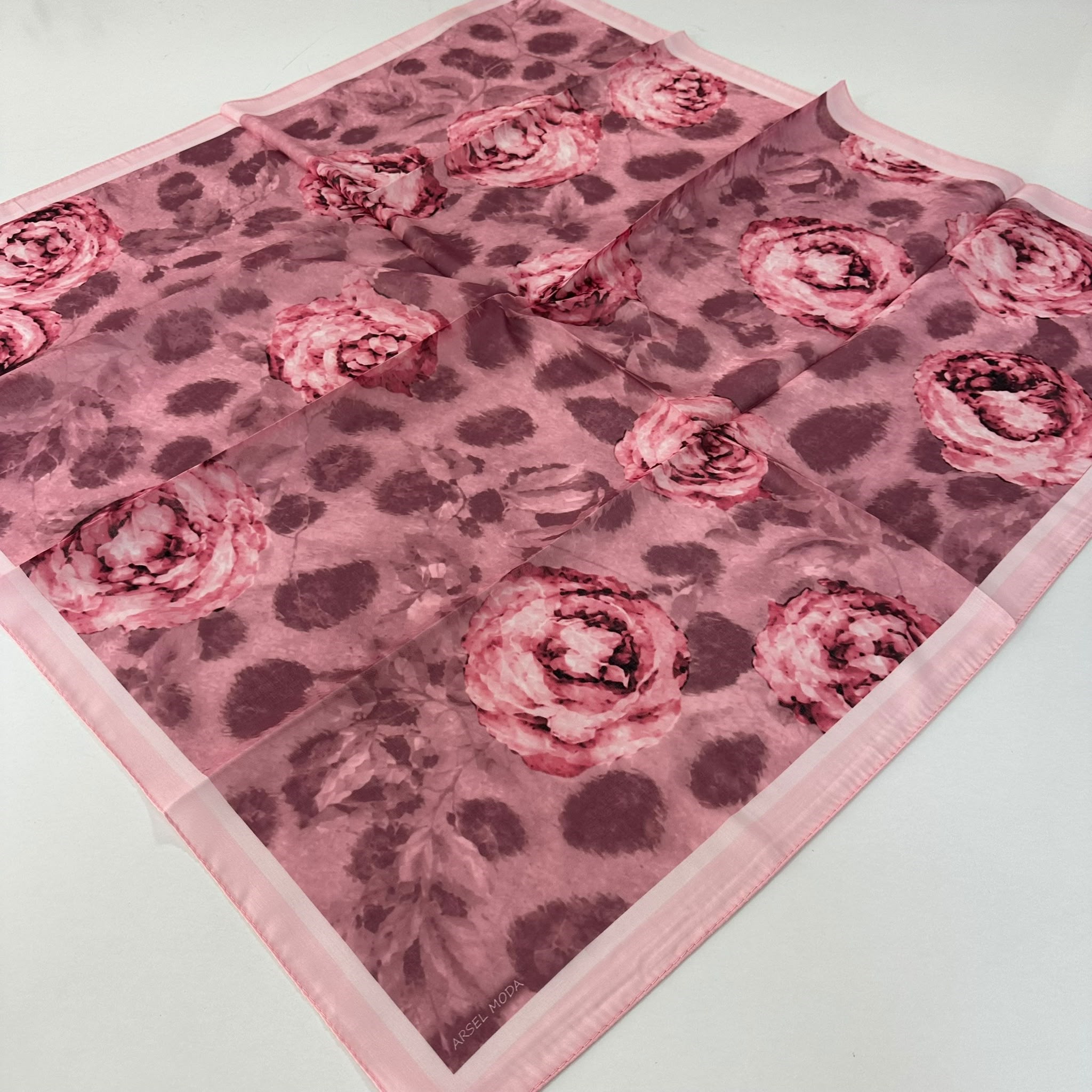 ARSEL MODA Soft Pamuklu Eşarp İtalyan Dikişli LRB7306