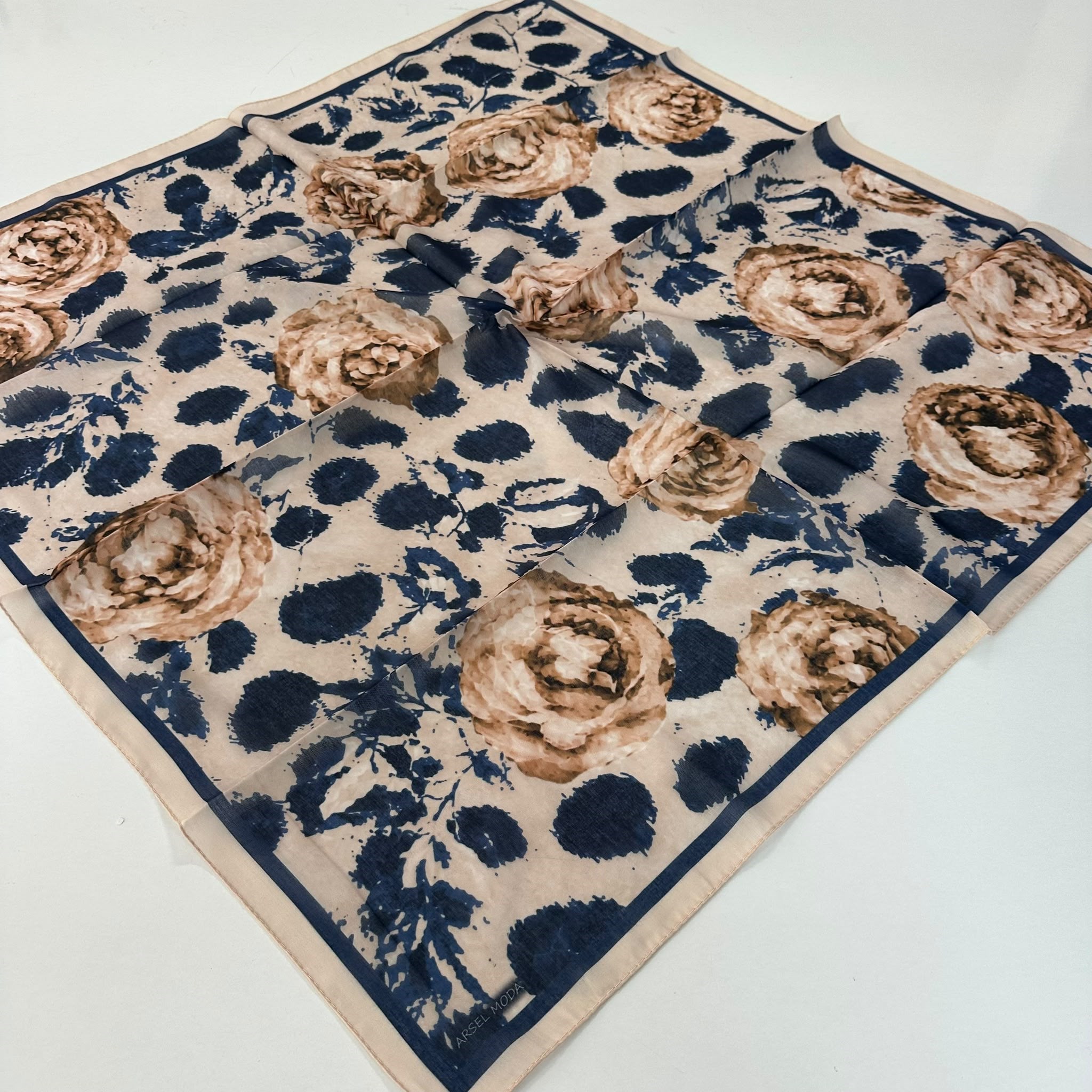 ARSEL MODA Soft Pamuklu Eşarp İtalyan Dikişli LRB7307