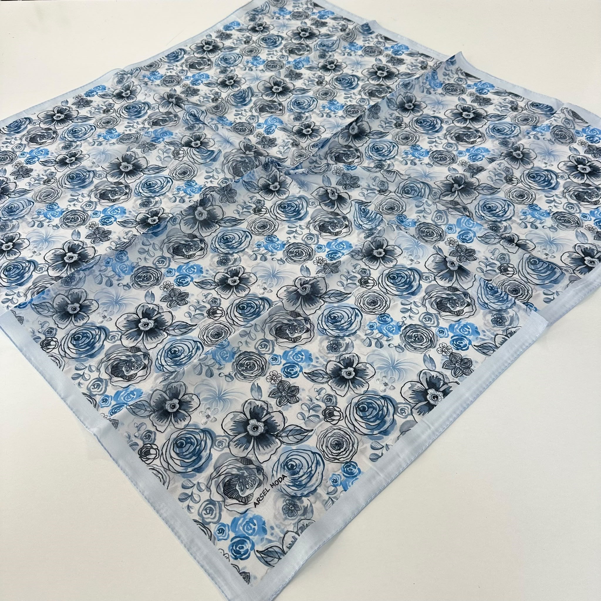 ARSEL MODA Soft Pamuklu Eşarp İtalyan Dikişli Mavi Serisi  LRB7107