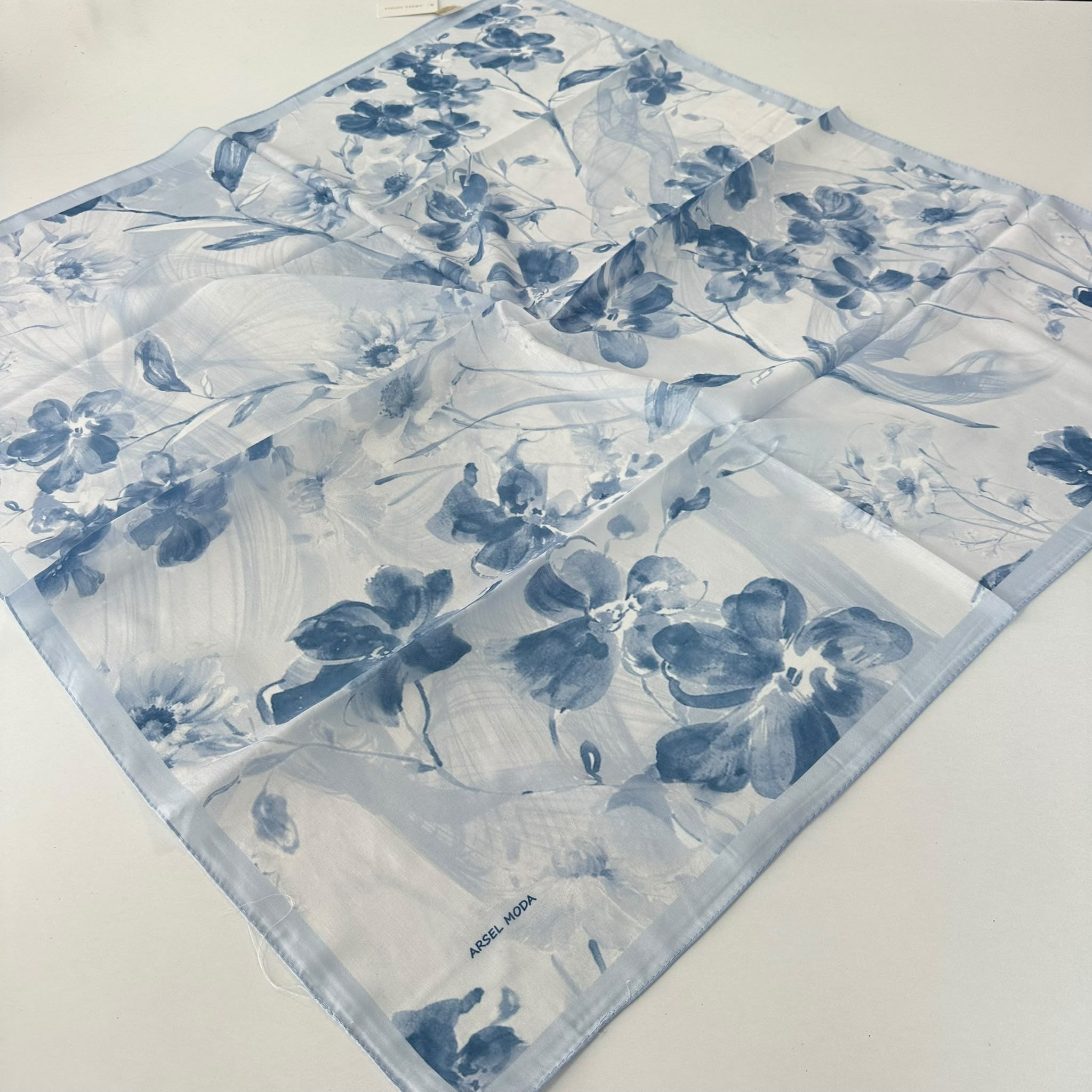 ARSEL MODA Soft Pamuklu Eşarp İtalyan Dikişli Mavi Serisi  LRB7103