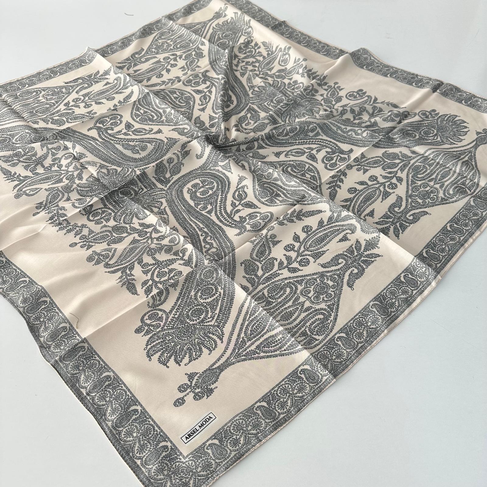 ARSEL MODA Soft Pamuklu Eşarp LRB0122