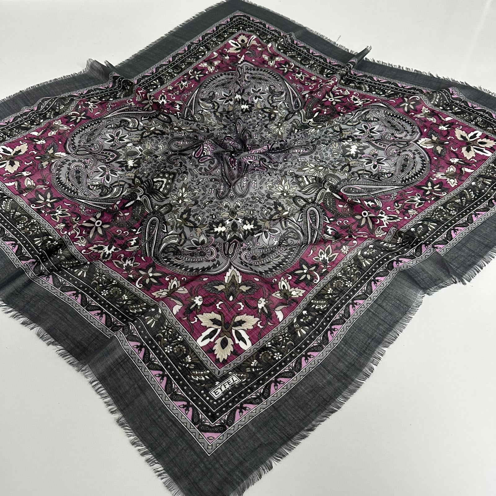 Eyfel Flamlı Pamuklu Eşarp PFE2903