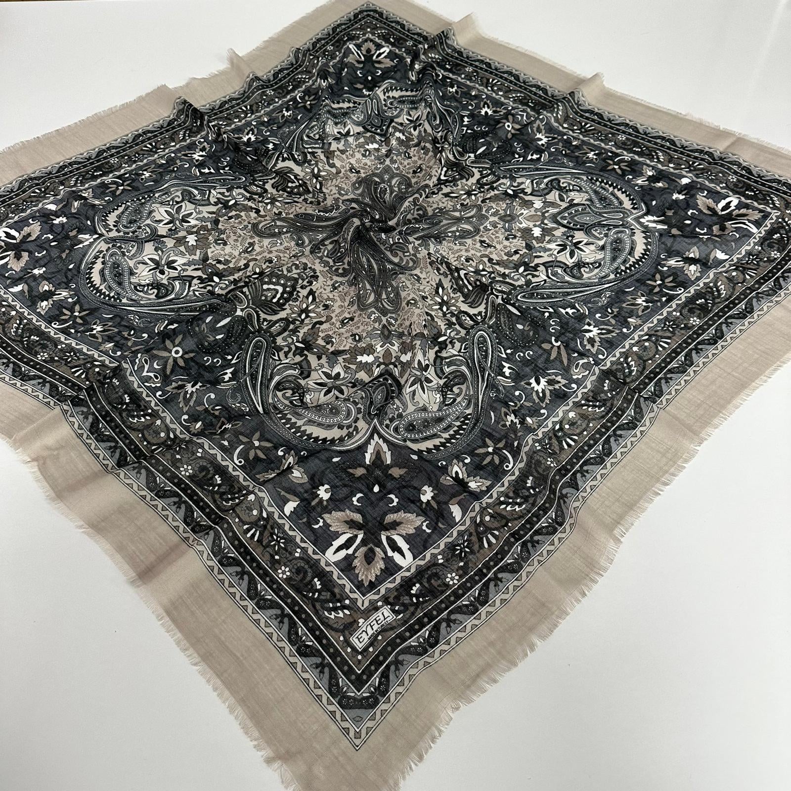 Eyfel Flamlı Pamuklu Eşarp PFE2909