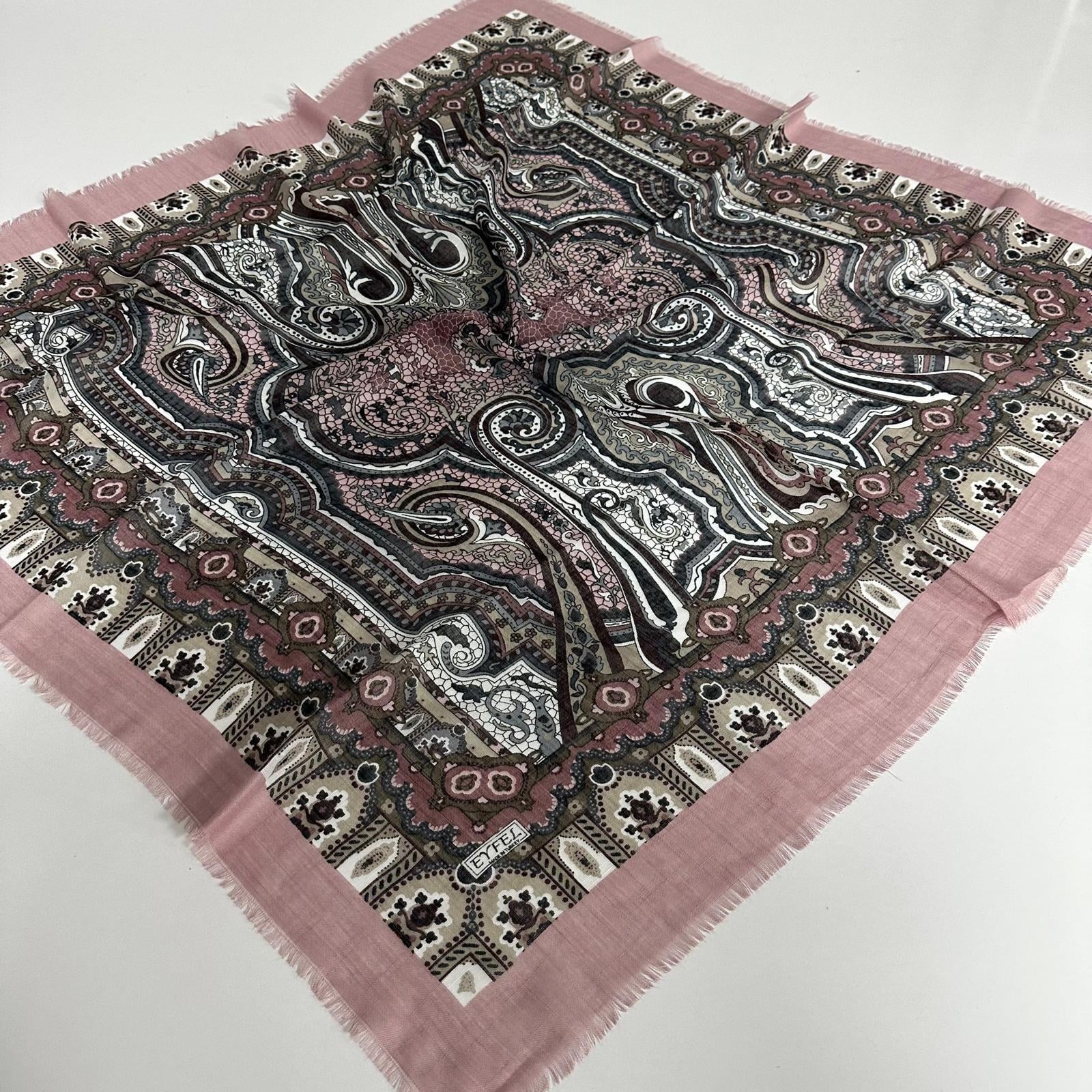 Eyfel Flamlı Pamuklu Eşarp PFE3007