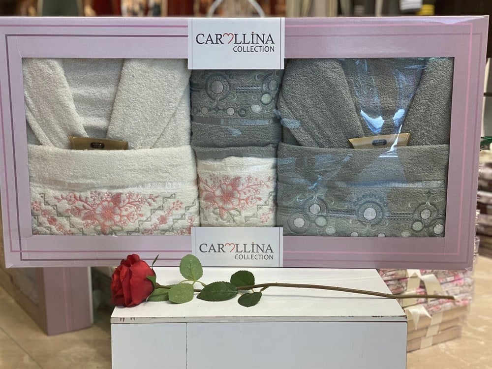 Çiftler için bornoz takımı