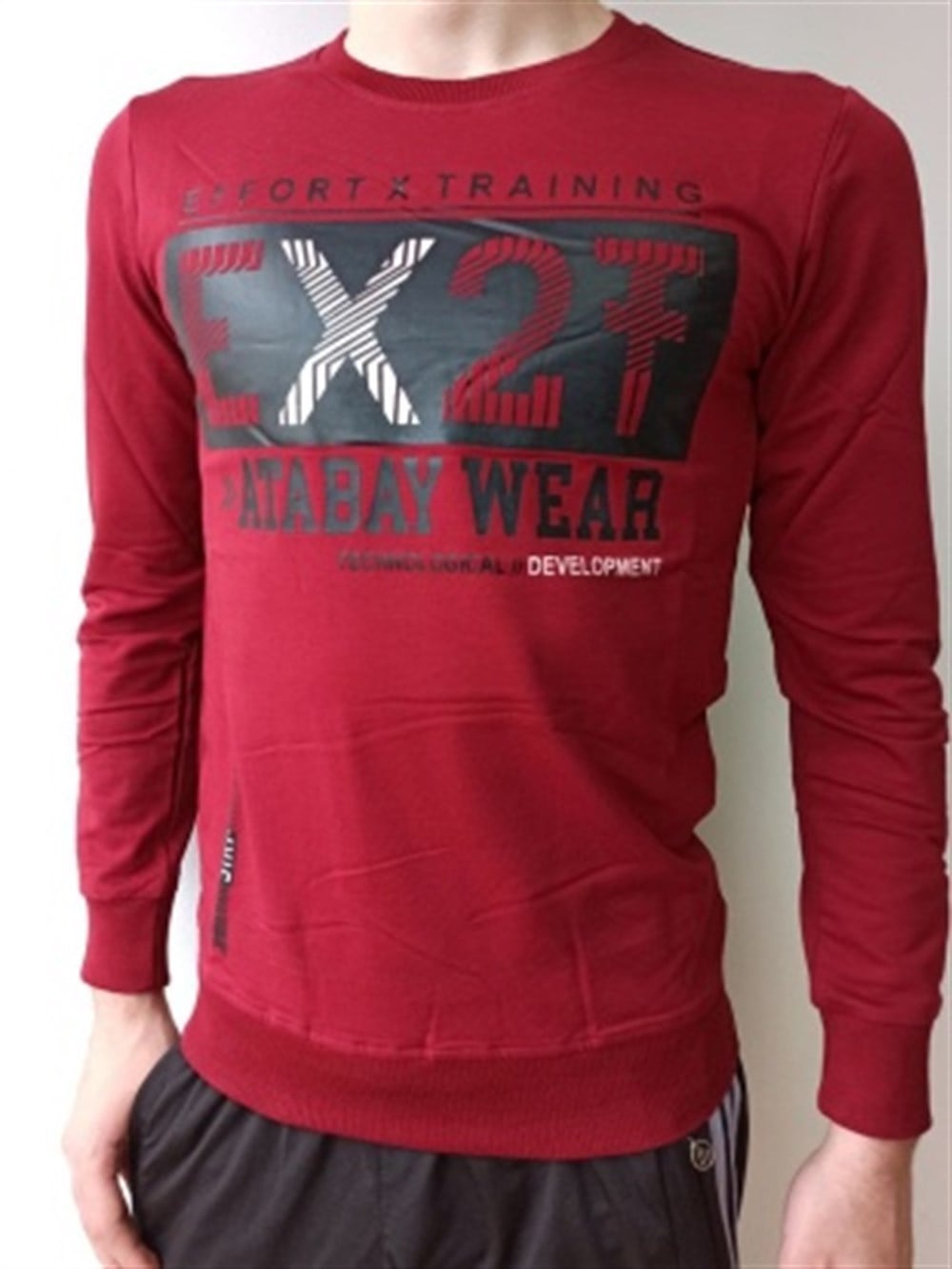 Sweatshirt