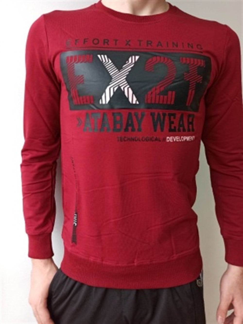 Sweatshirt