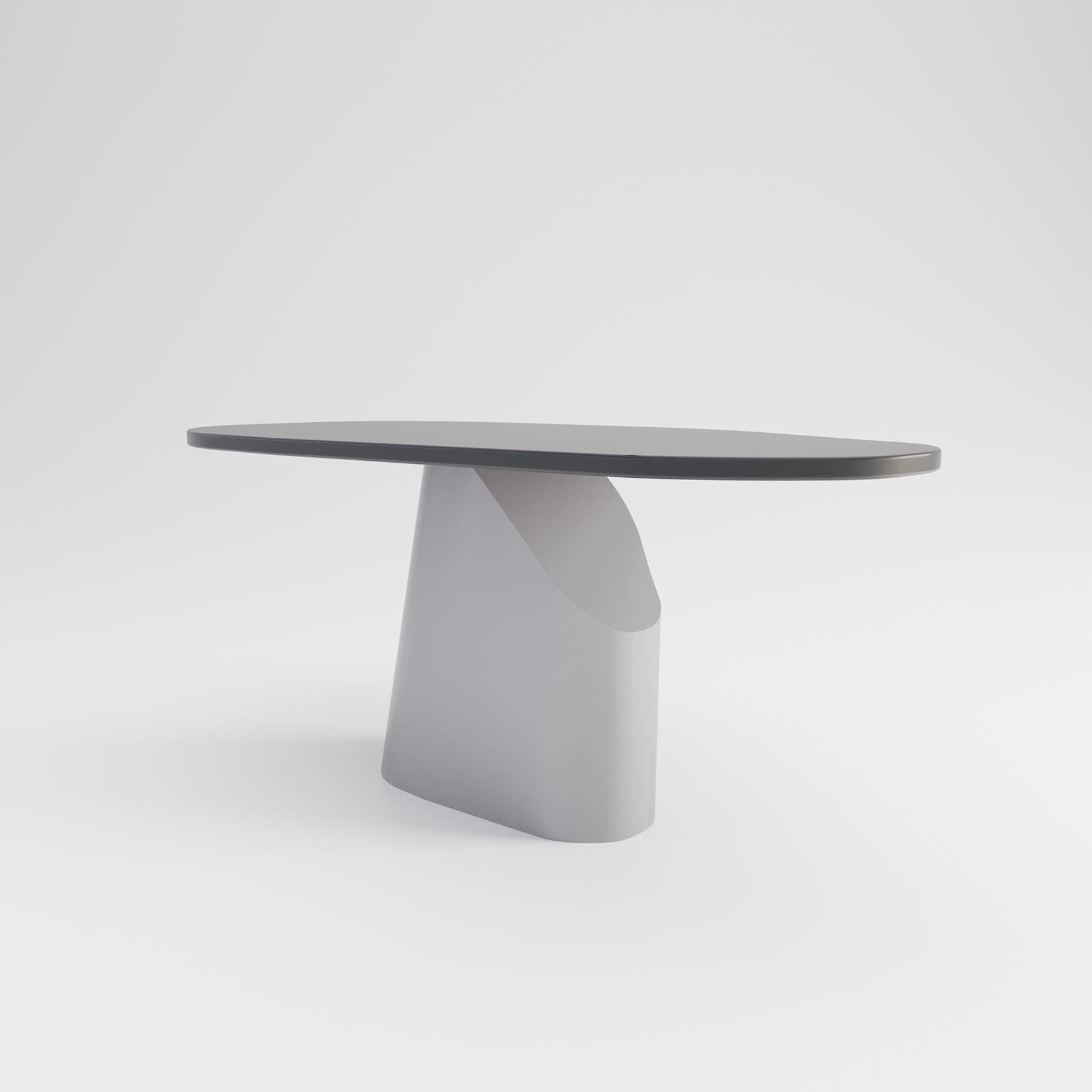Sav Dining Table
