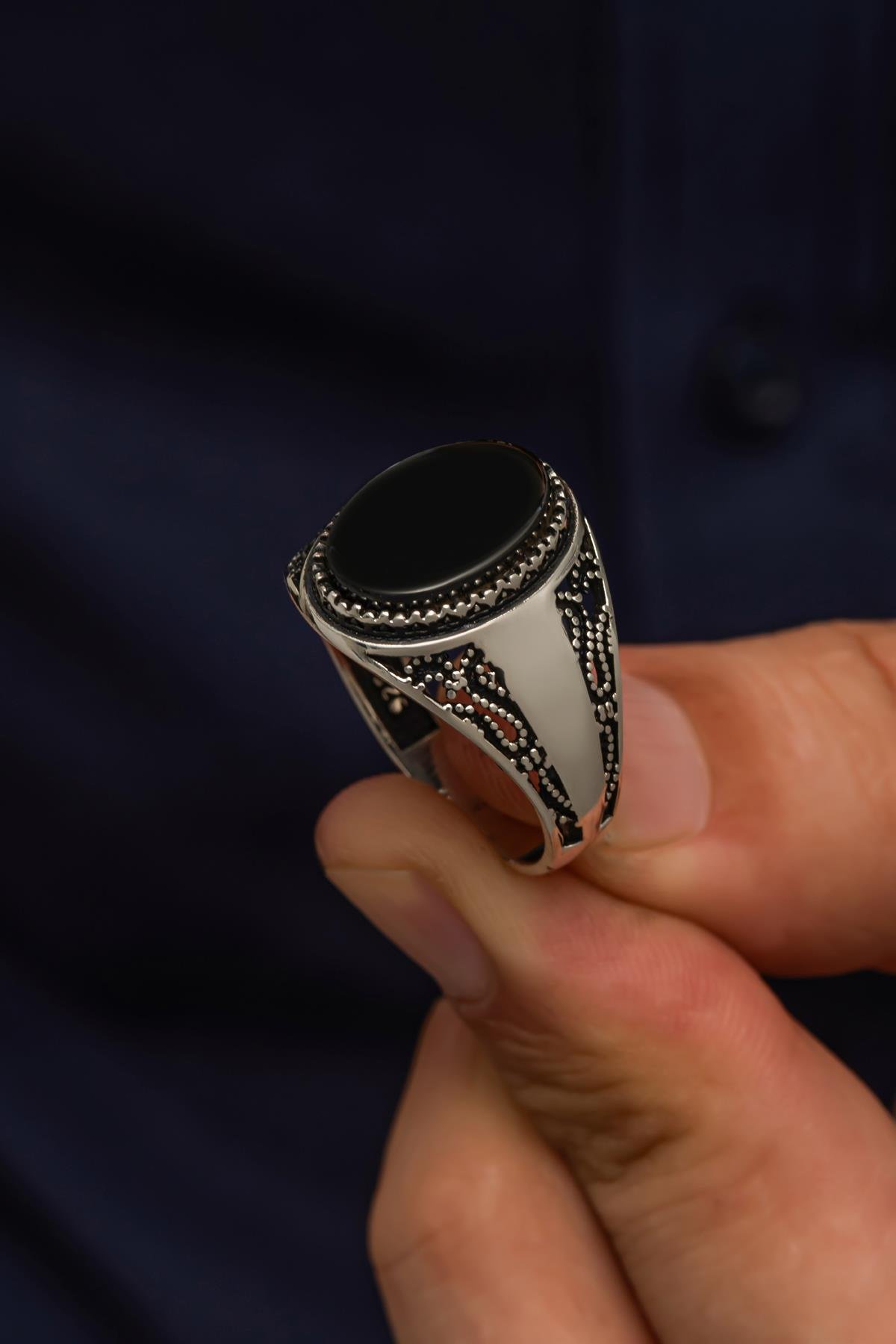 Oval Siyah Oniks Taşlı  925 Gümüş Erkek Yüzük
