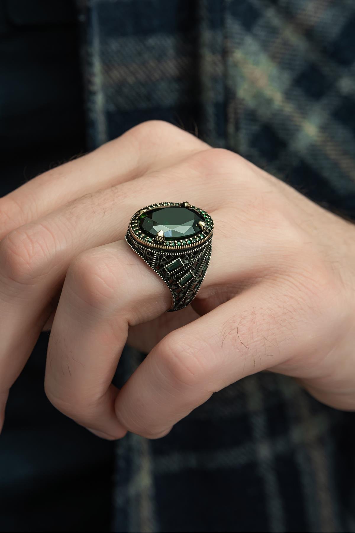 Oval Yeşil Taşlı 925 Gümüş Erkek Yüzük