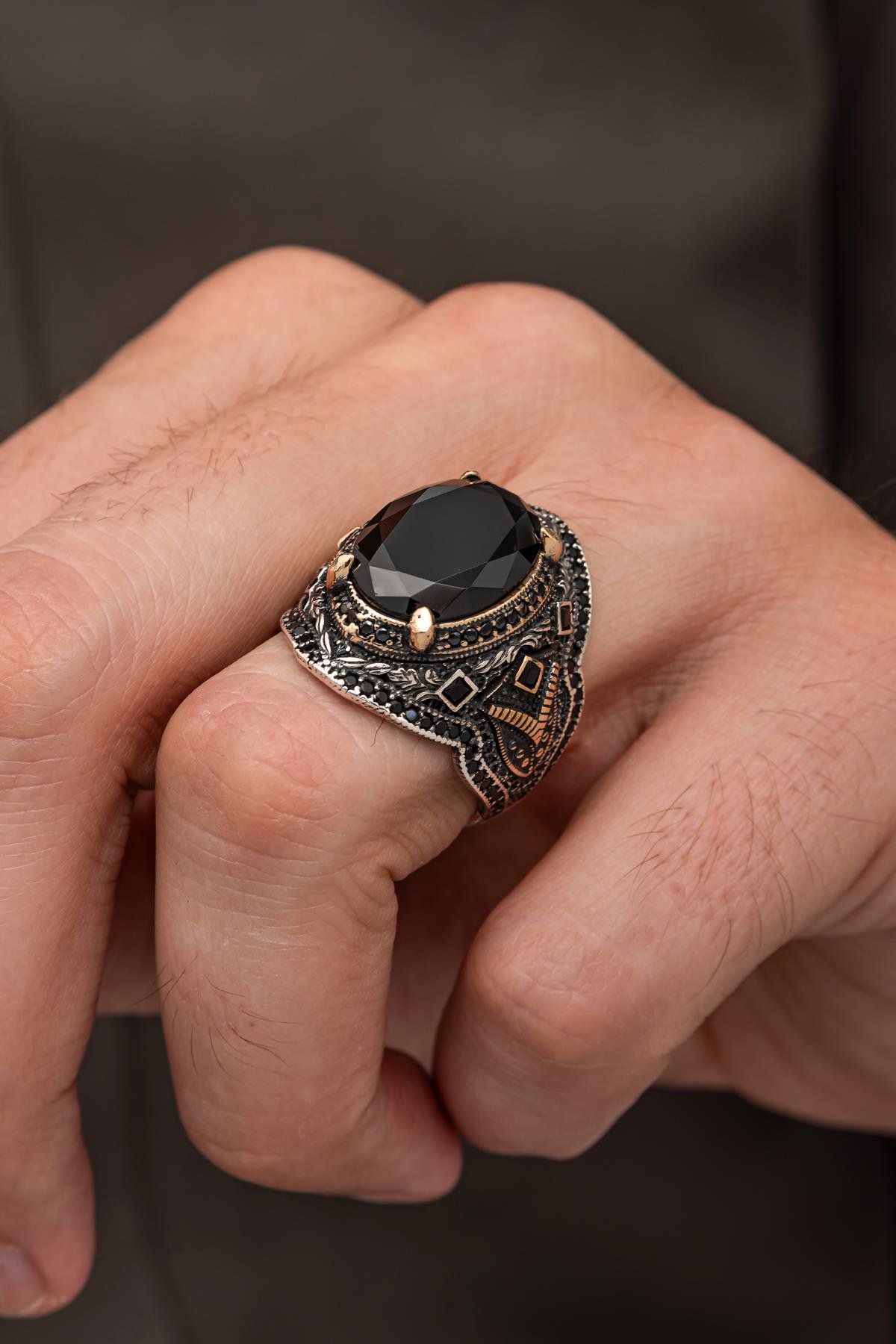 Siyah Zirkon Taşlı Oval 925 Erkek Gümüş Yüzük