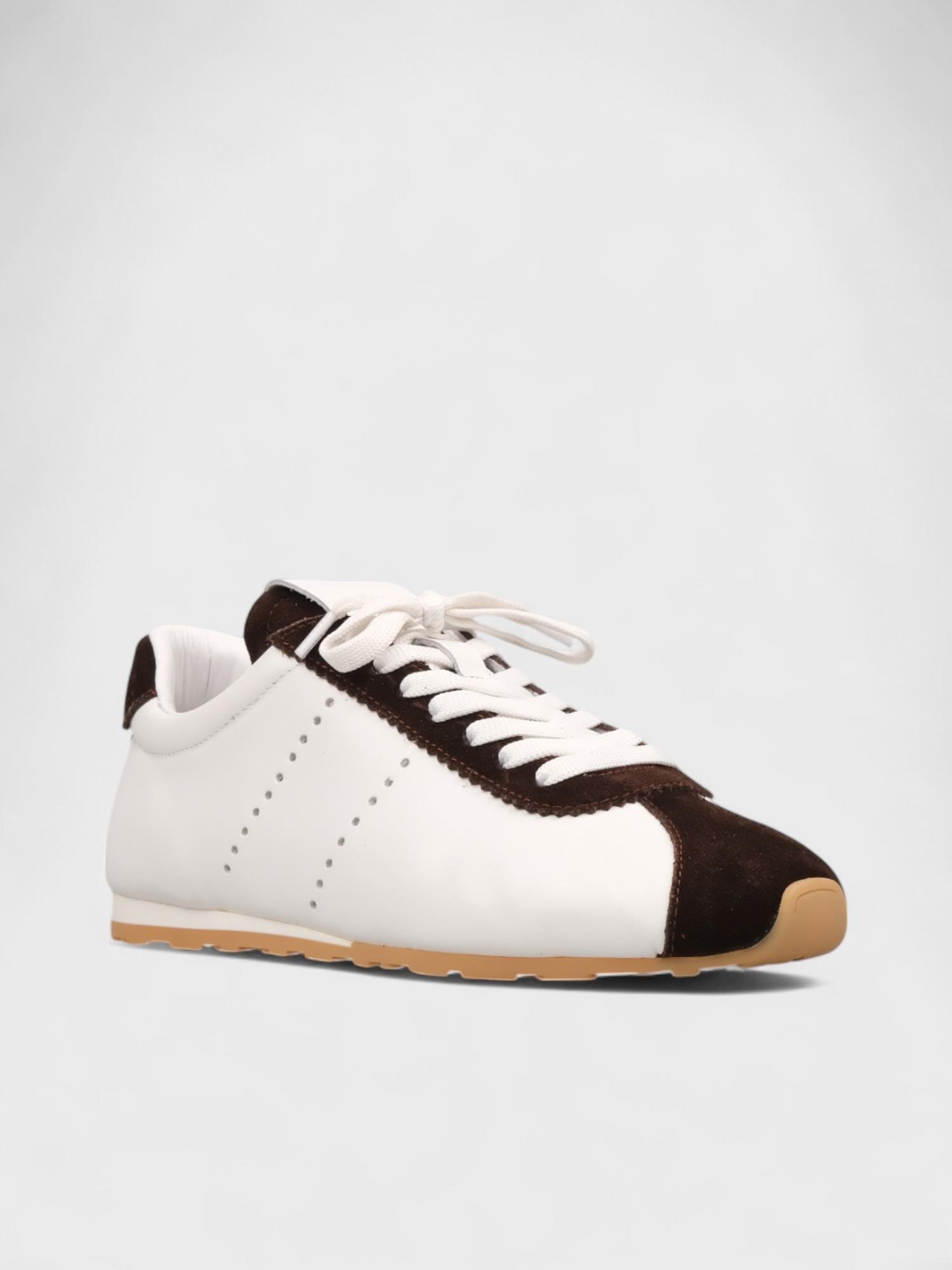 - Beyaz-Kahverengi Süet