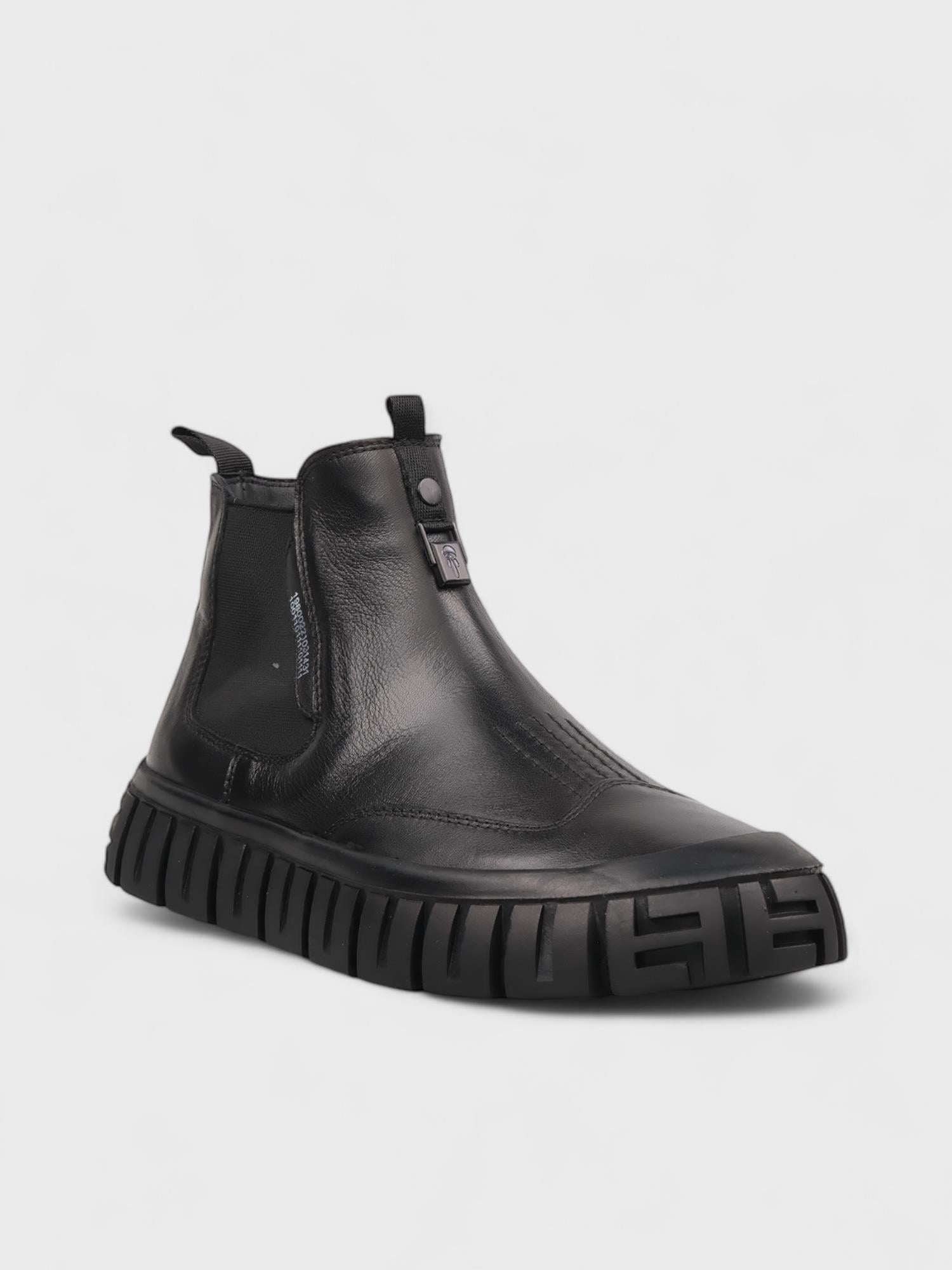 16197  ERKEK BOT 22-K