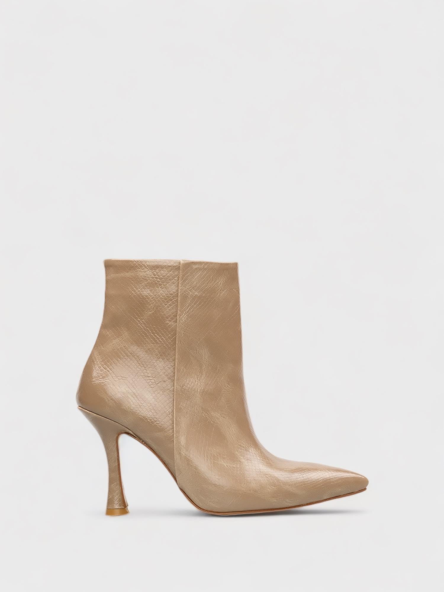 186  Kadın Topuklu Bot