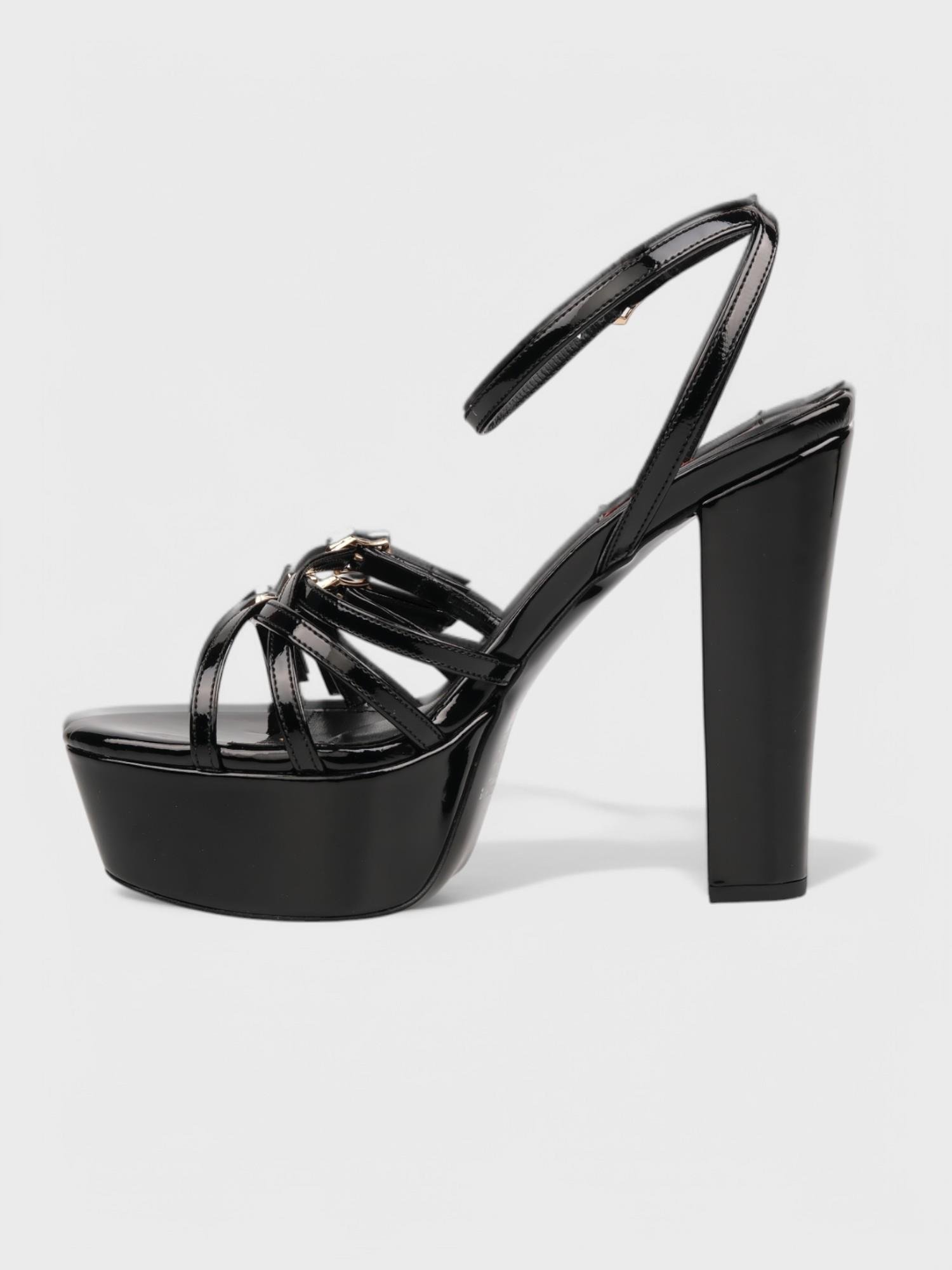 2998 Kadın Topuklu Ayakkabı