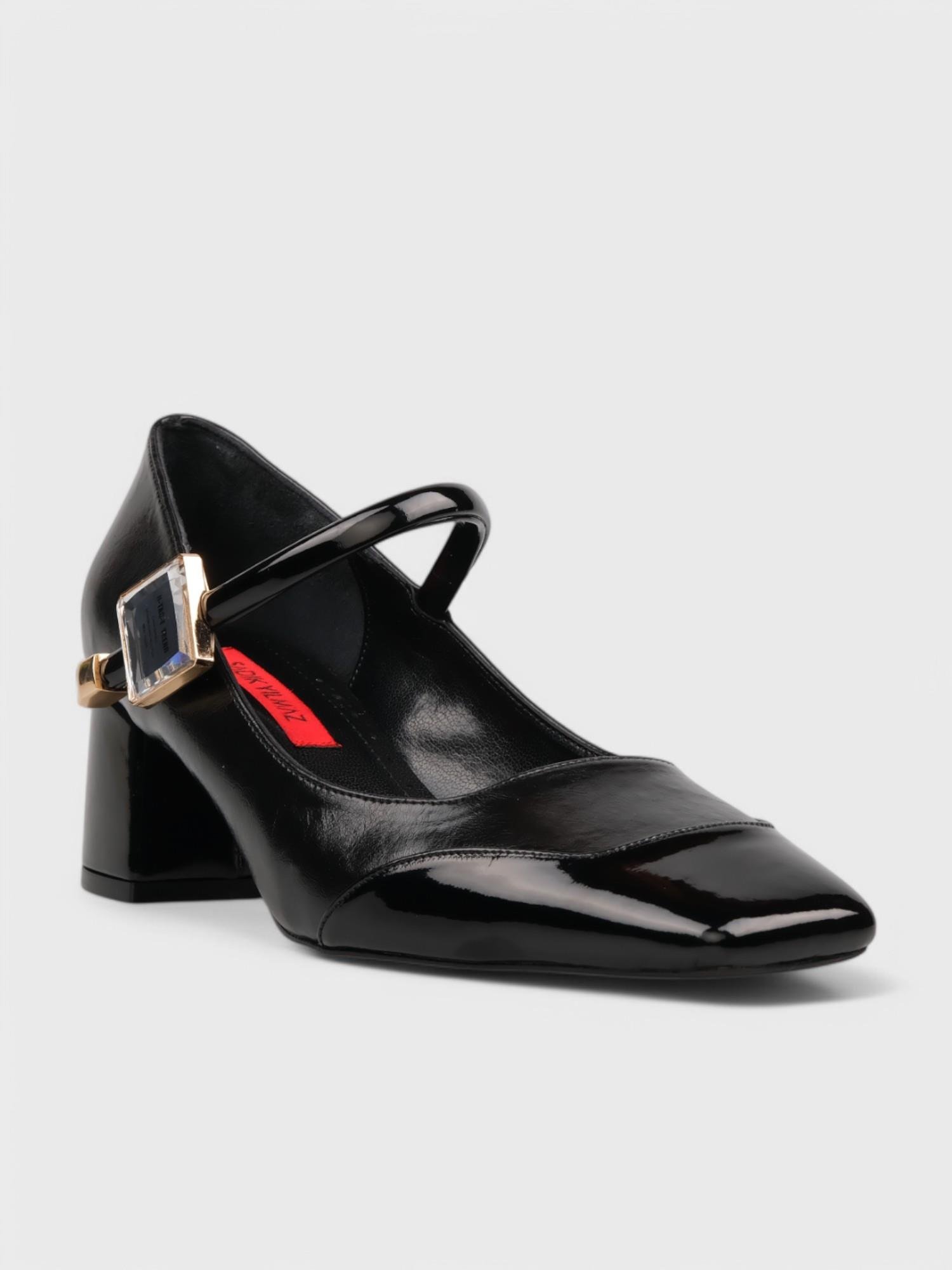 570 Kadın Topuklu Ayakkabı