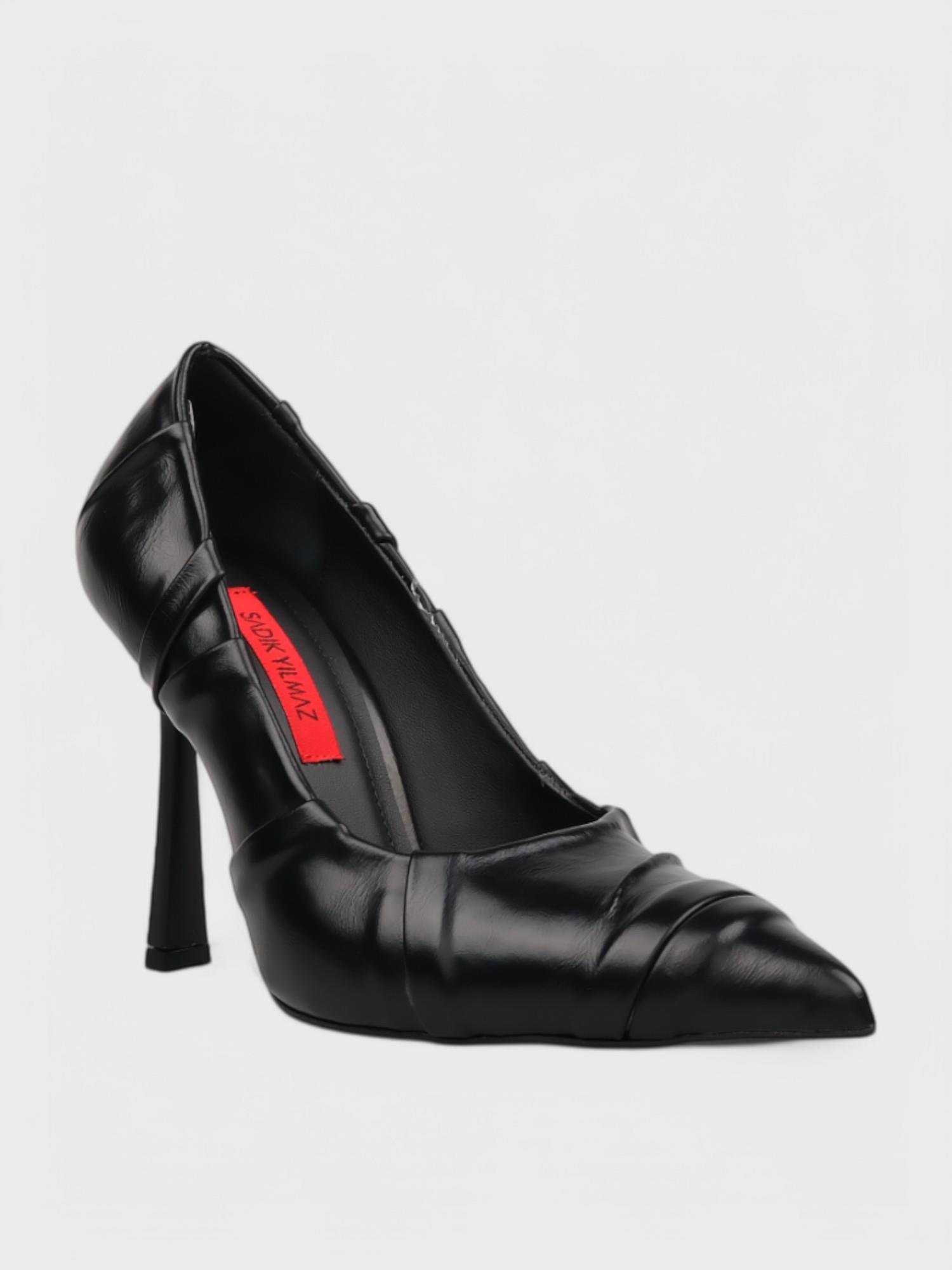 Kadın Kapalı Topuklu - Yazlık (574 01025) - Siyah Kırışık