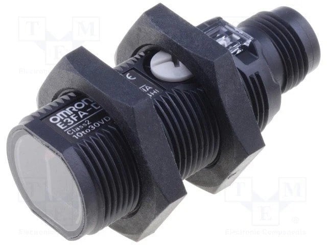 MarkasızE3FA-DP22E3FA-DP22Fotoelektrik sensör, M18eksenel, plastik gövde, kırmızıLED, cisimden yansımalı,300mm, PNP, L-ON/D-ONseçilebilir, M12 konnektö