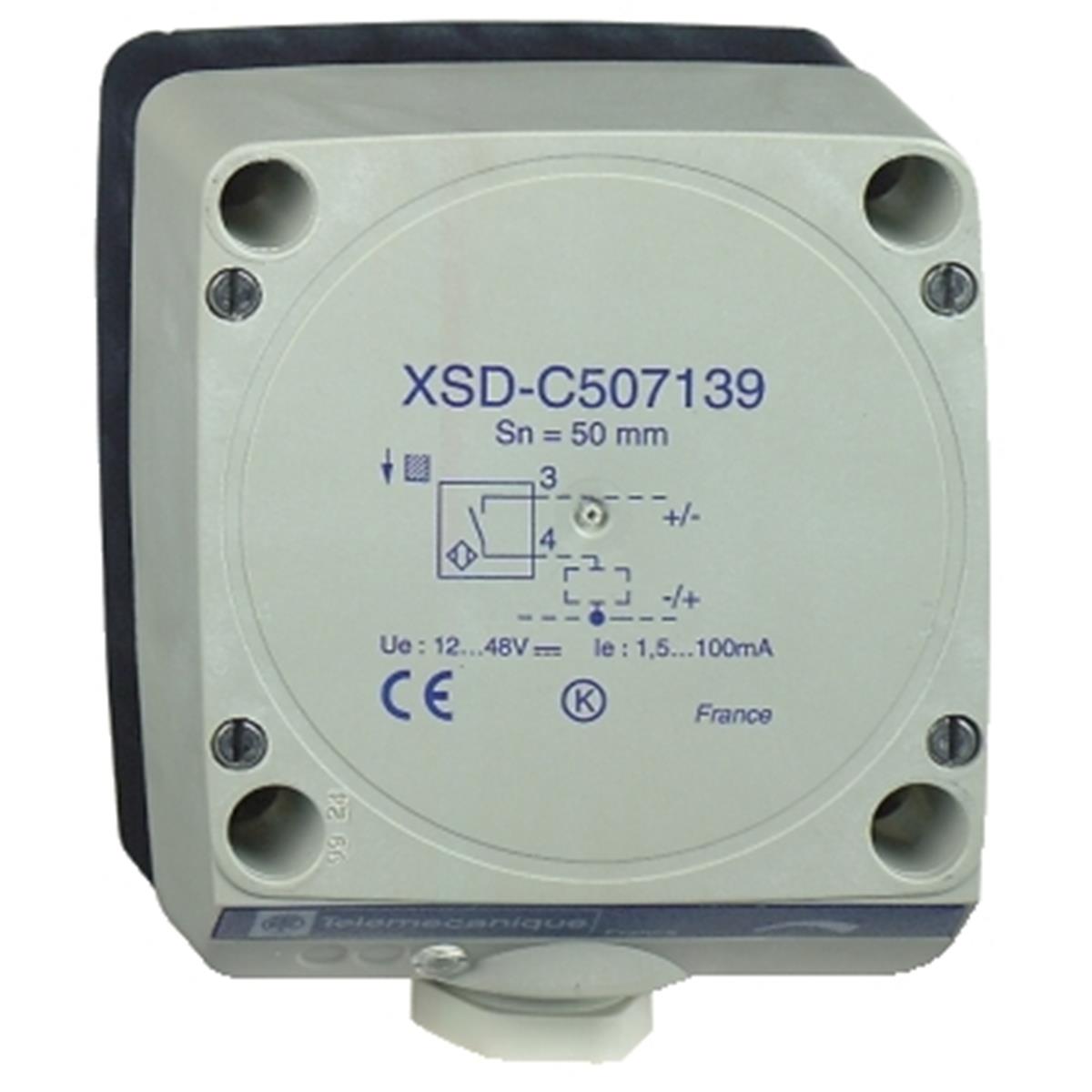 XSDC407139
Telemechanique Sensors XSDC407139  Endüktif Sensör Xsd 80X80X40 - Plastik - Sn40Mm -