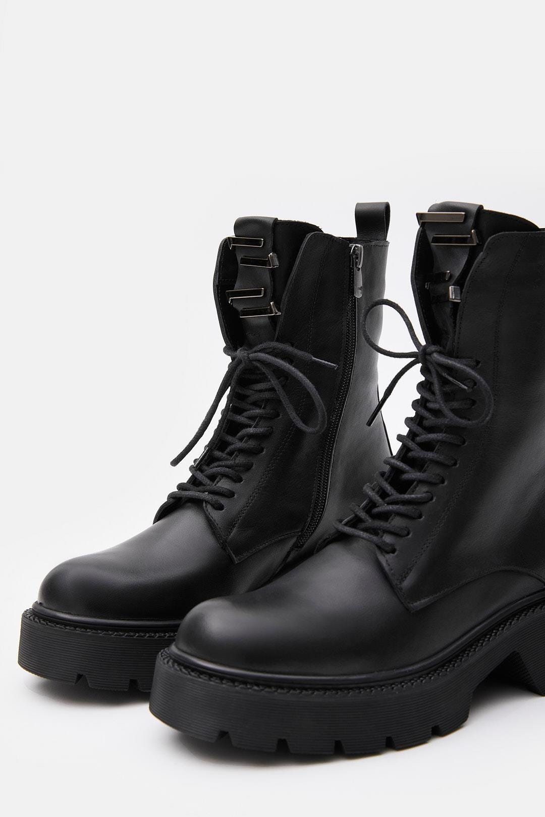 Alexandra Siyah Hakiki Deri Kadın Bot