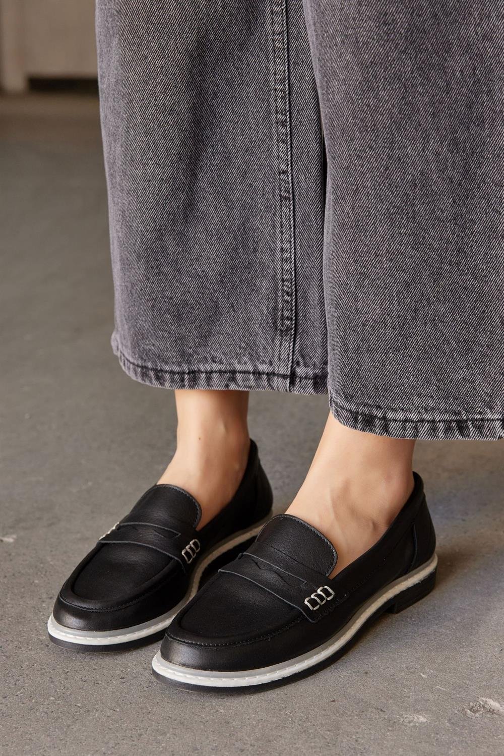 Almira Siyah Hakiki Deri Kadın Loafer