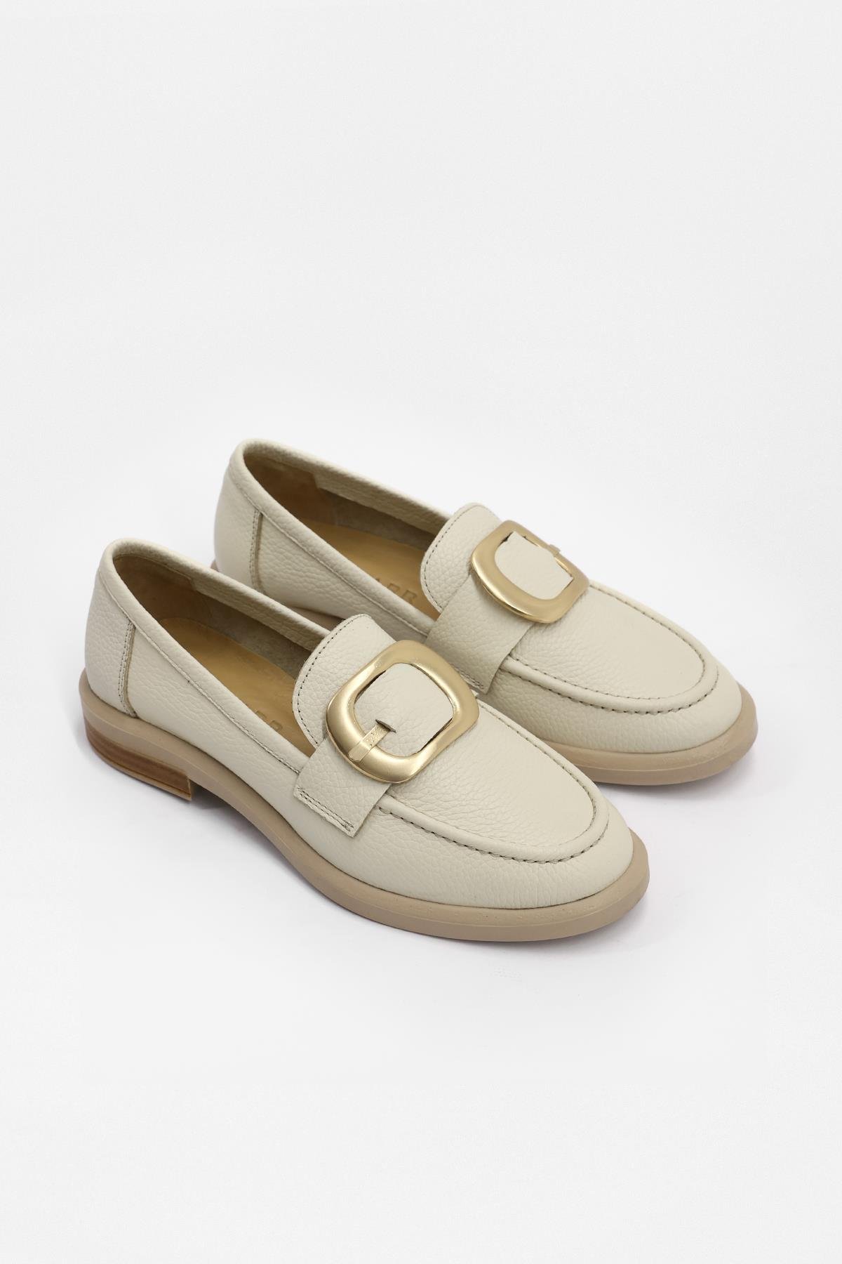 Andrea Bej Hakiki Deri Altın Toka Aksesuarlı Kadın Loafer