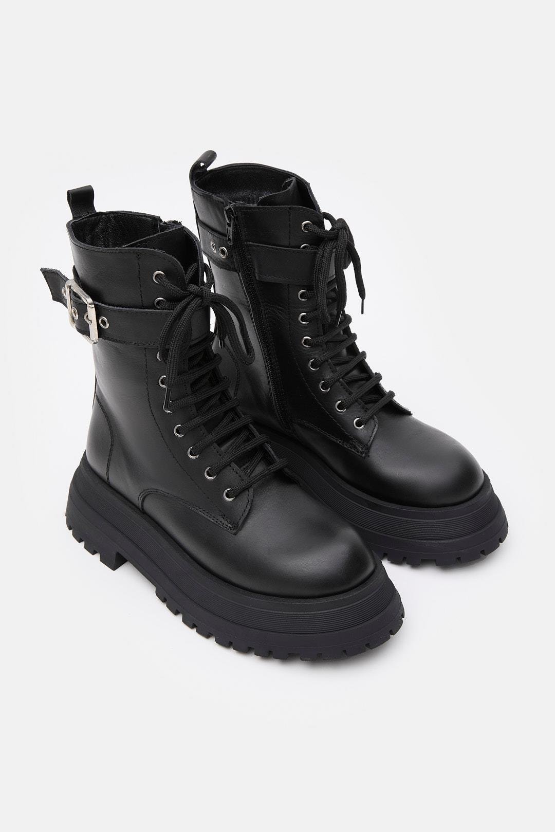 Anna Black Leather Chain Accessory Thick Soled Women's Boots