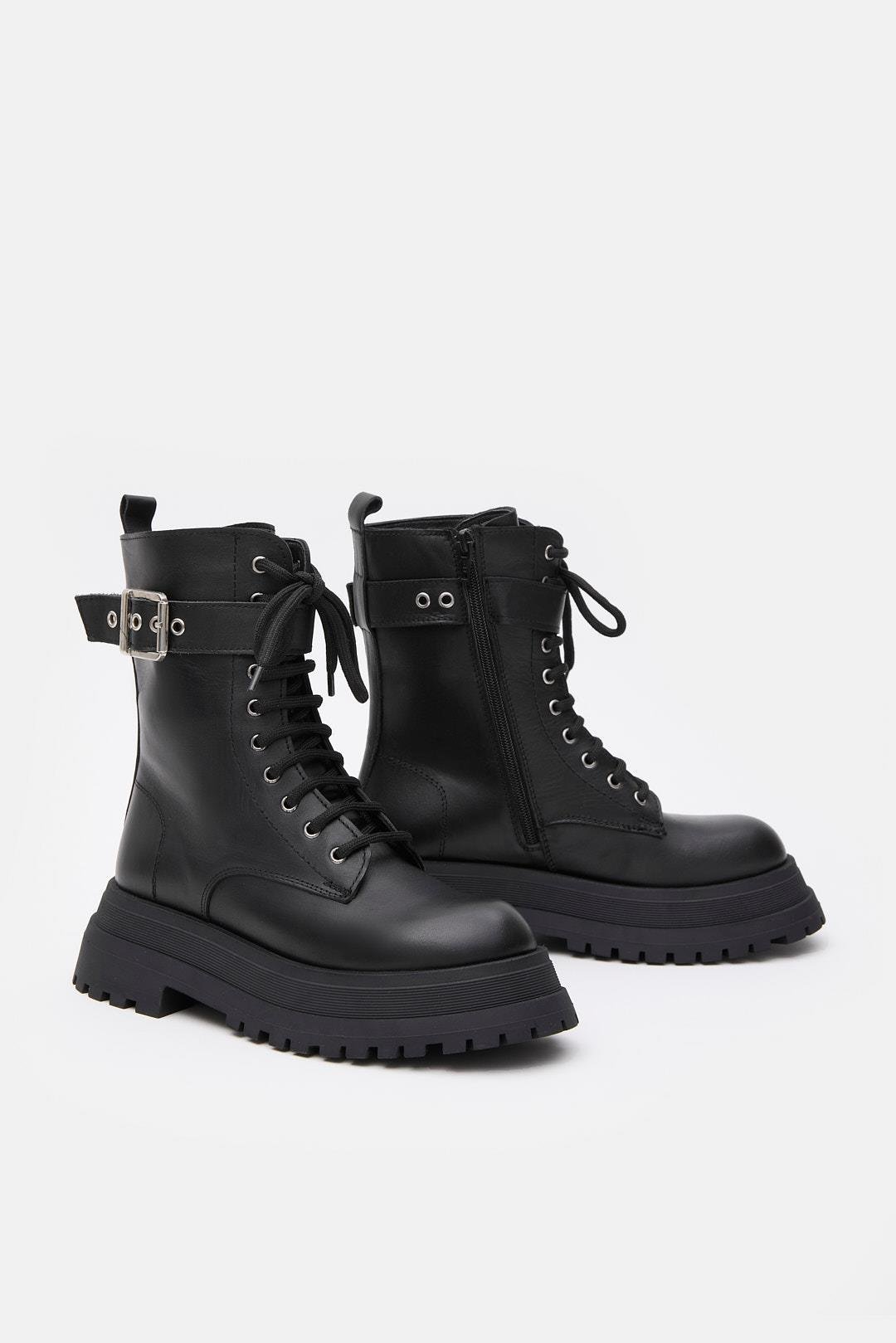 Anna Black Leather Chain Accessory Thick Soled Women's Boots