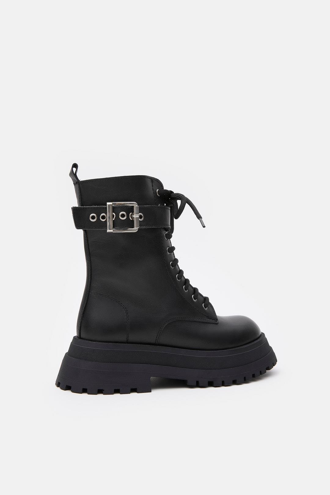 Anna Black Leather Chain Accessory Thick Soled Women's Boots