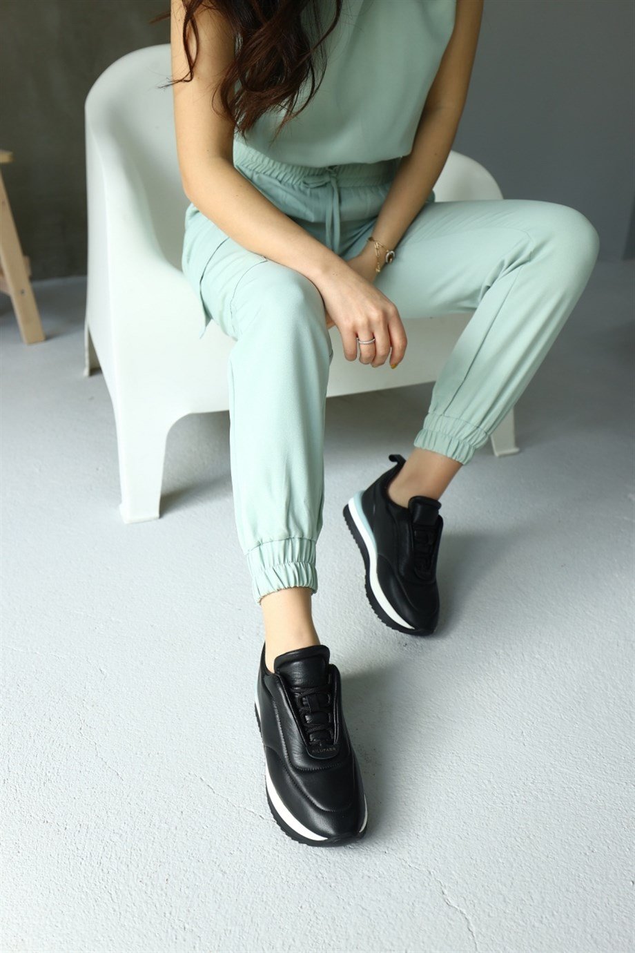  Balla Black Leather Women's Sneaker