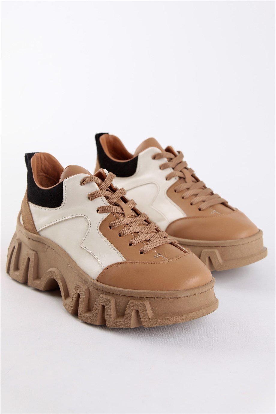 Barbara Taba Hakiki Deri Kalın Tabanlı Kadın Sneaker