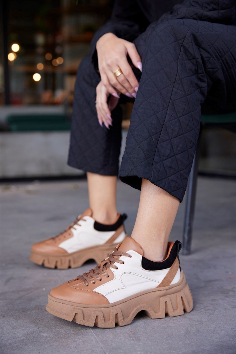 Barbara Taba Hakiki Deri Kalın Tabanlı Kadın Sneaker