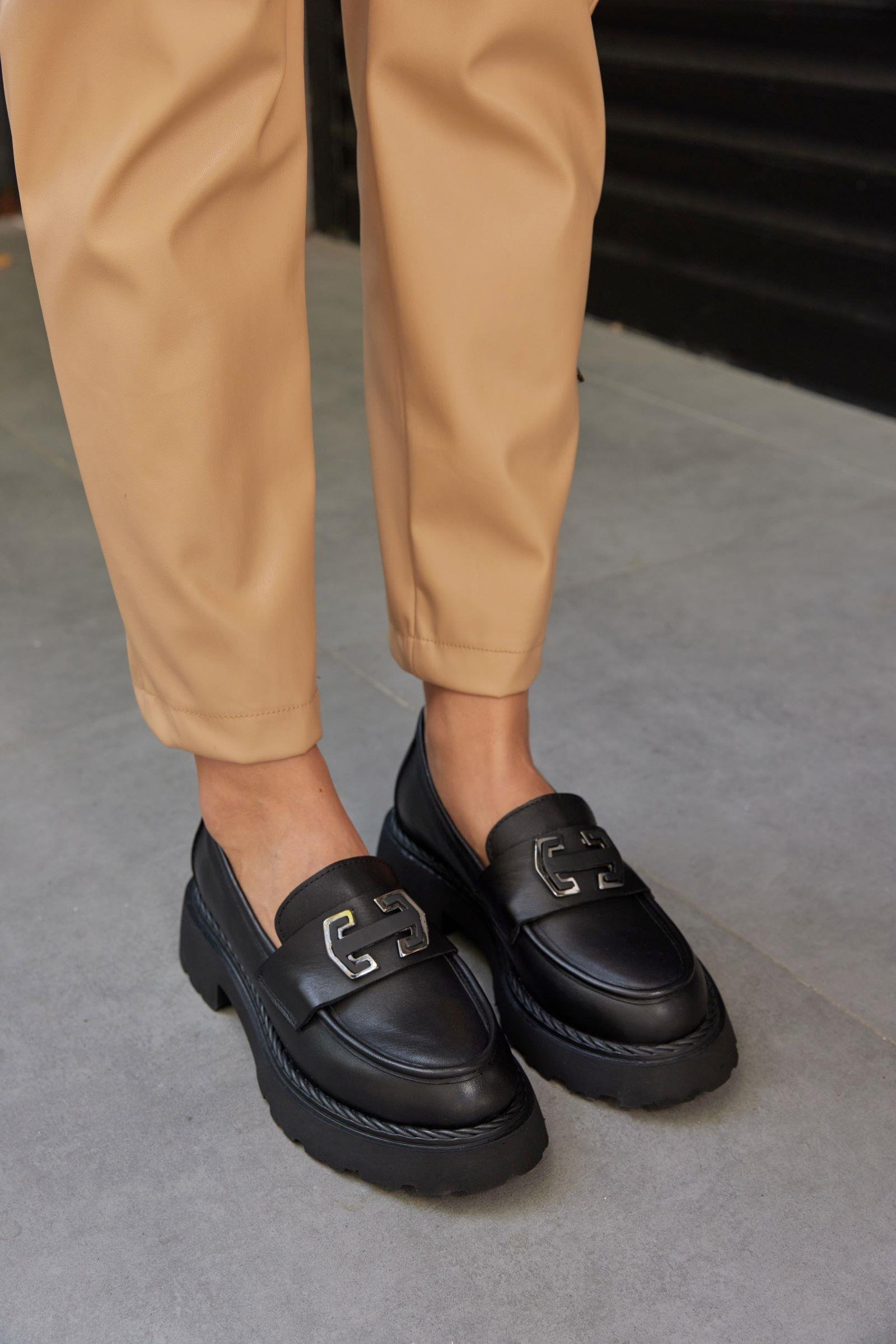 Becky Siyah Hakiki Deri Kadın Loafer