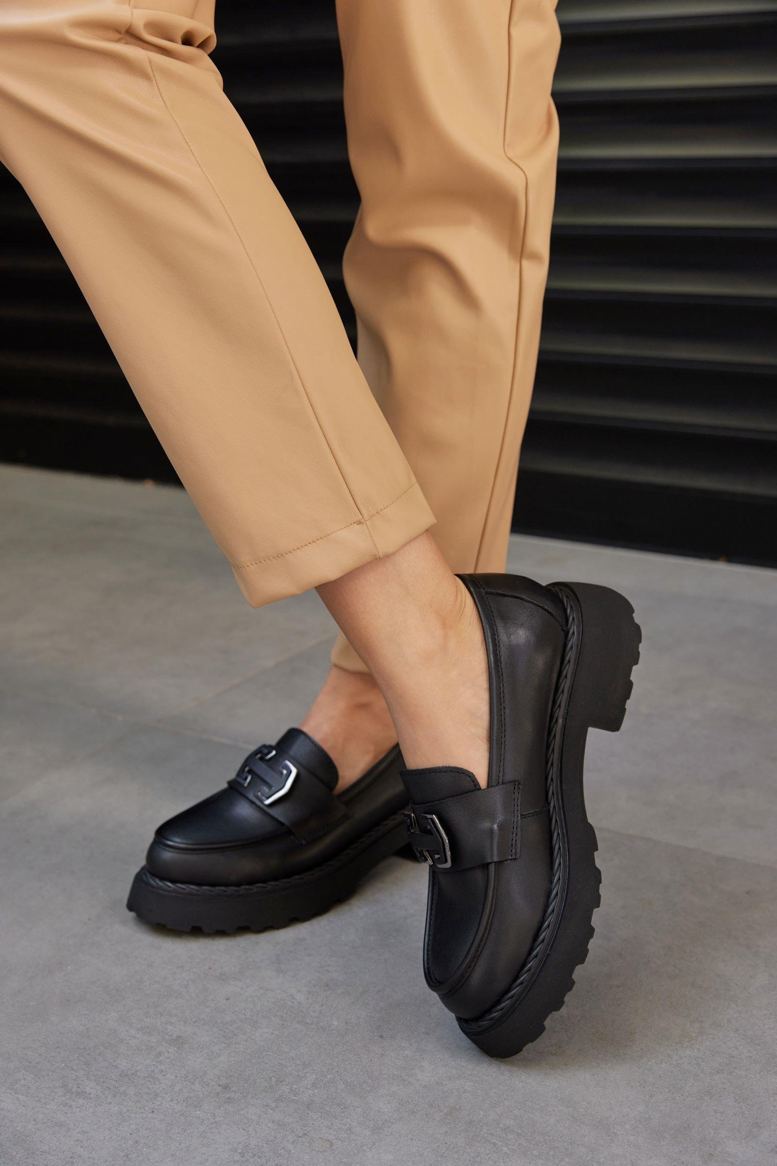 Becky Siyah Hakiki Deri Kadın Loafer