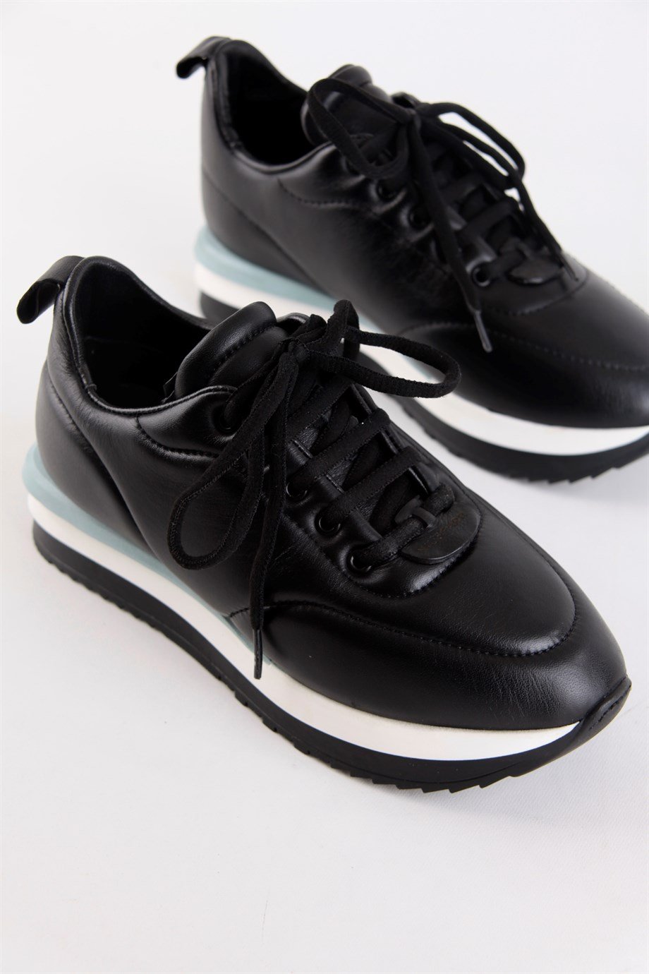 Belenis Siyah Hakiki Deri Kadın Sneaker