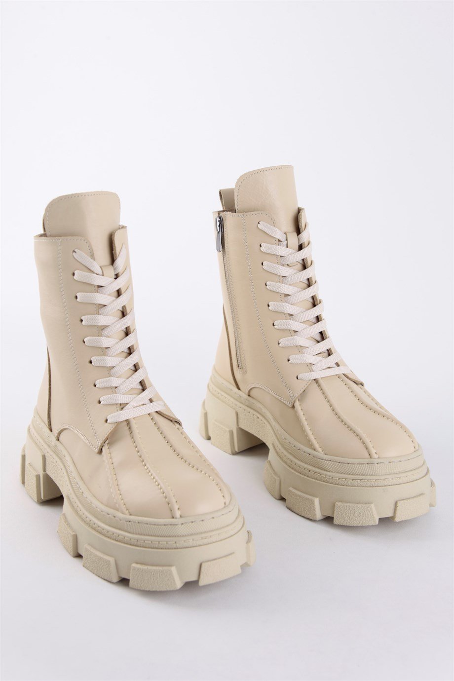 Brella Bej Hakiki Deri Kalın Tabanlı Kadın Bot