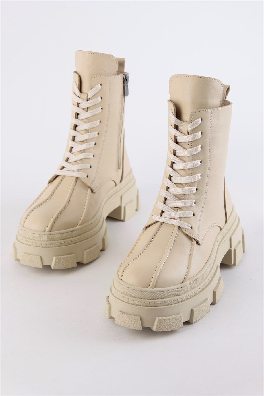 Brella Bej Hakiki Deri Kalın Tabanlı Kadın Bot