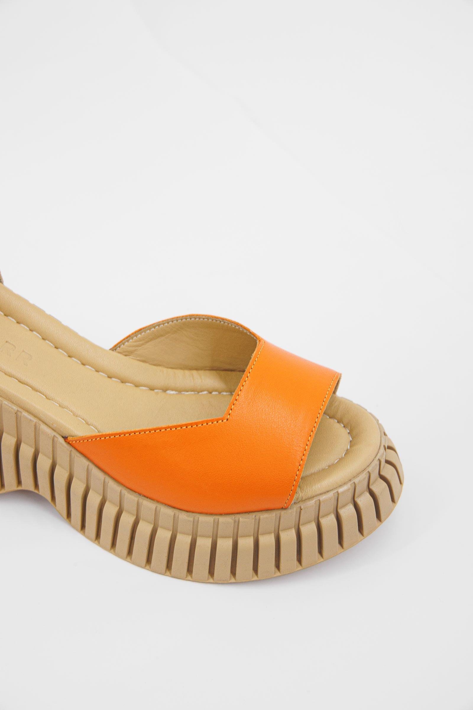 Cappy Turuncu Hakiki Deri Topuklu Kadın Sandalet