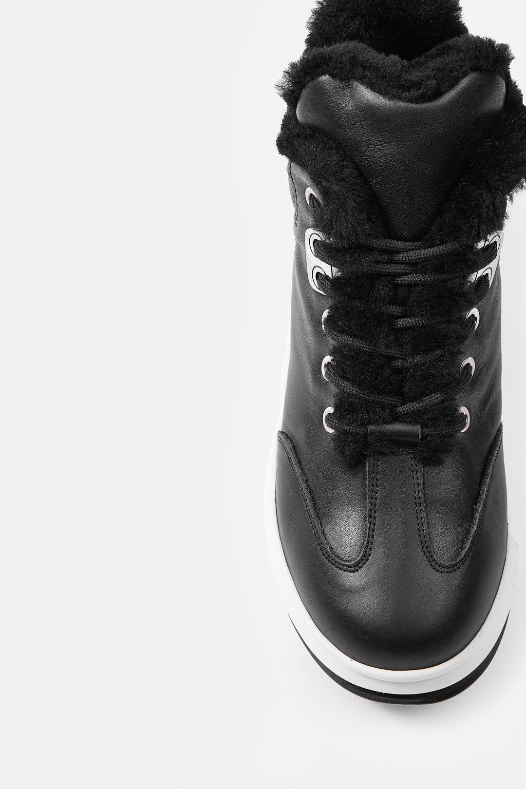 Cobie Siyah Hakiki Deri Kürklü Kadın Bot