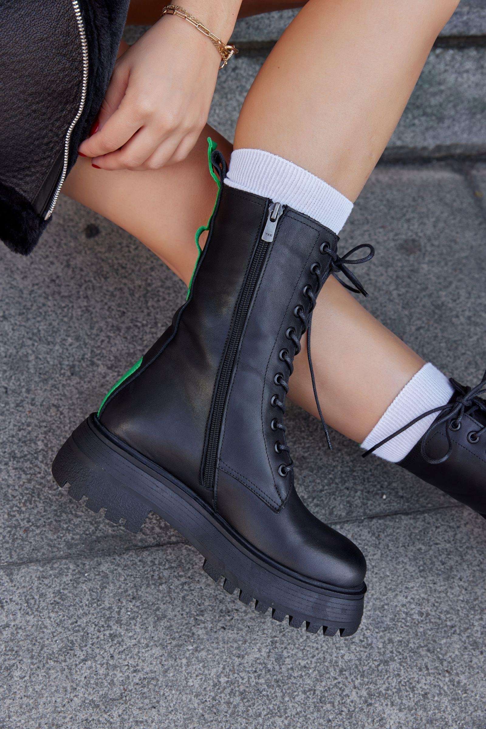 Como Siyah / Yeşil Hakiki Deri Bağcıklı Kadın Bot