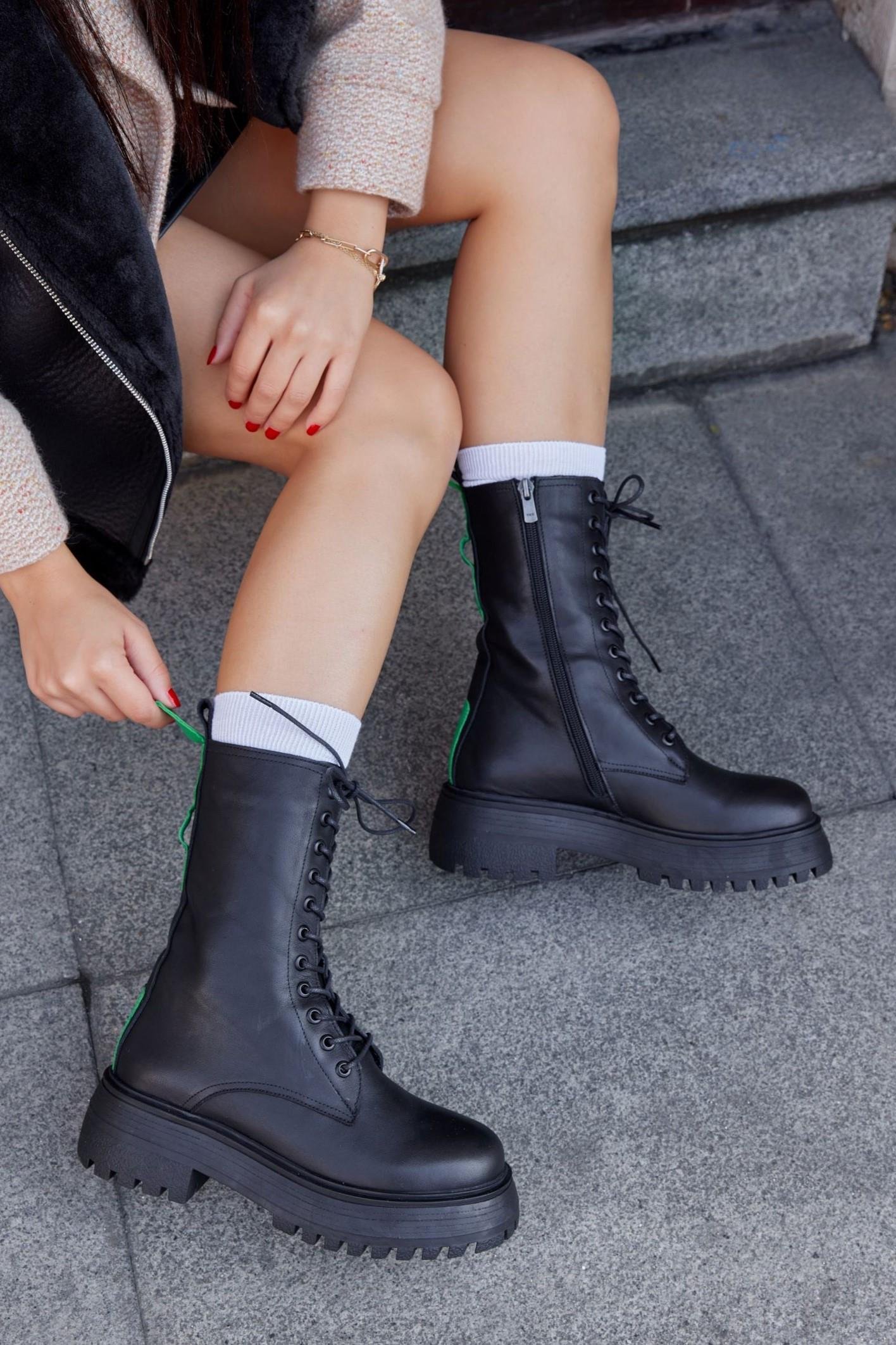 Como Siyah / Yeşil Hakiki Deri Bağcıklı Kadın Bot