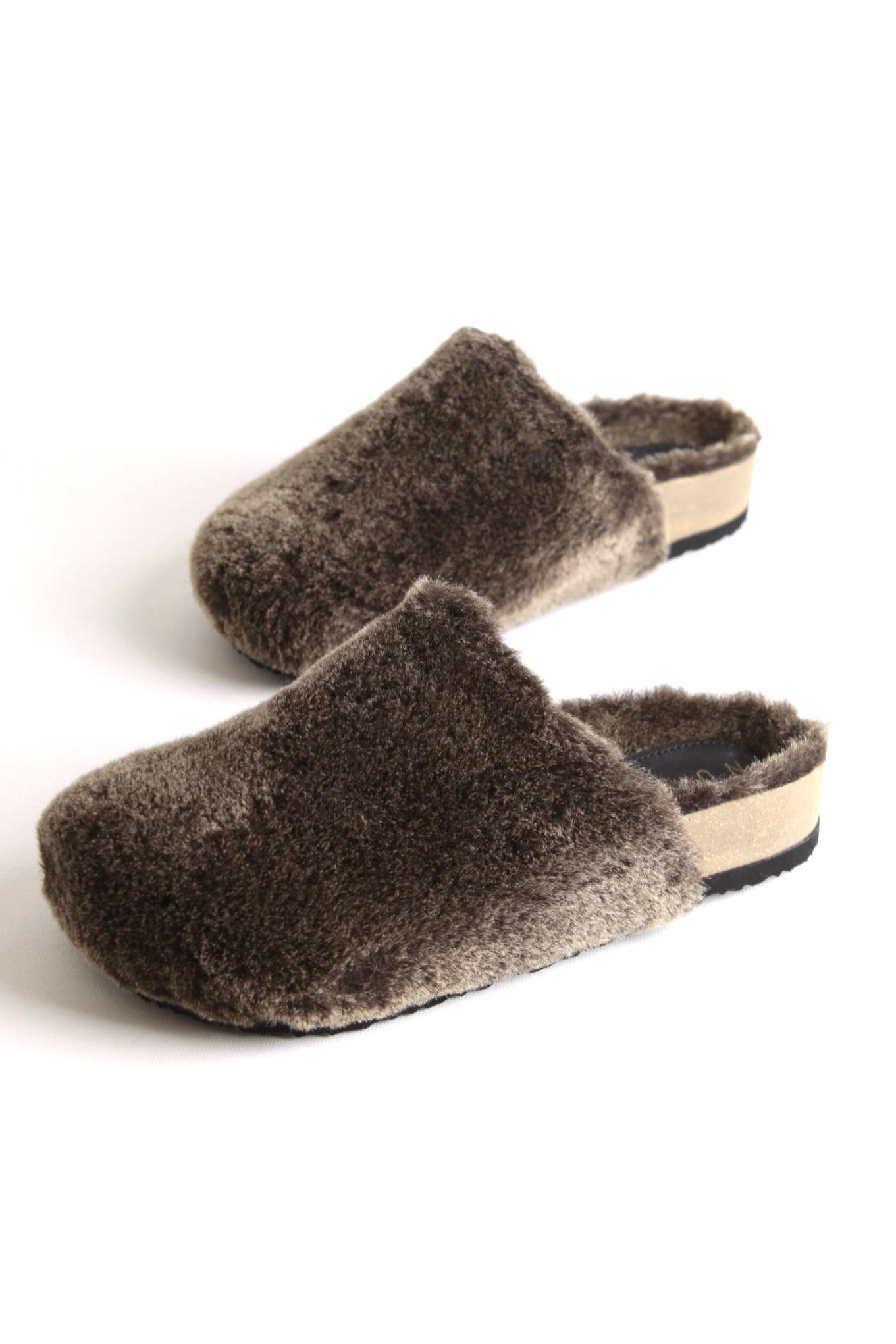 Cosshe Kahve Renk Tüylü Kadın Terlik