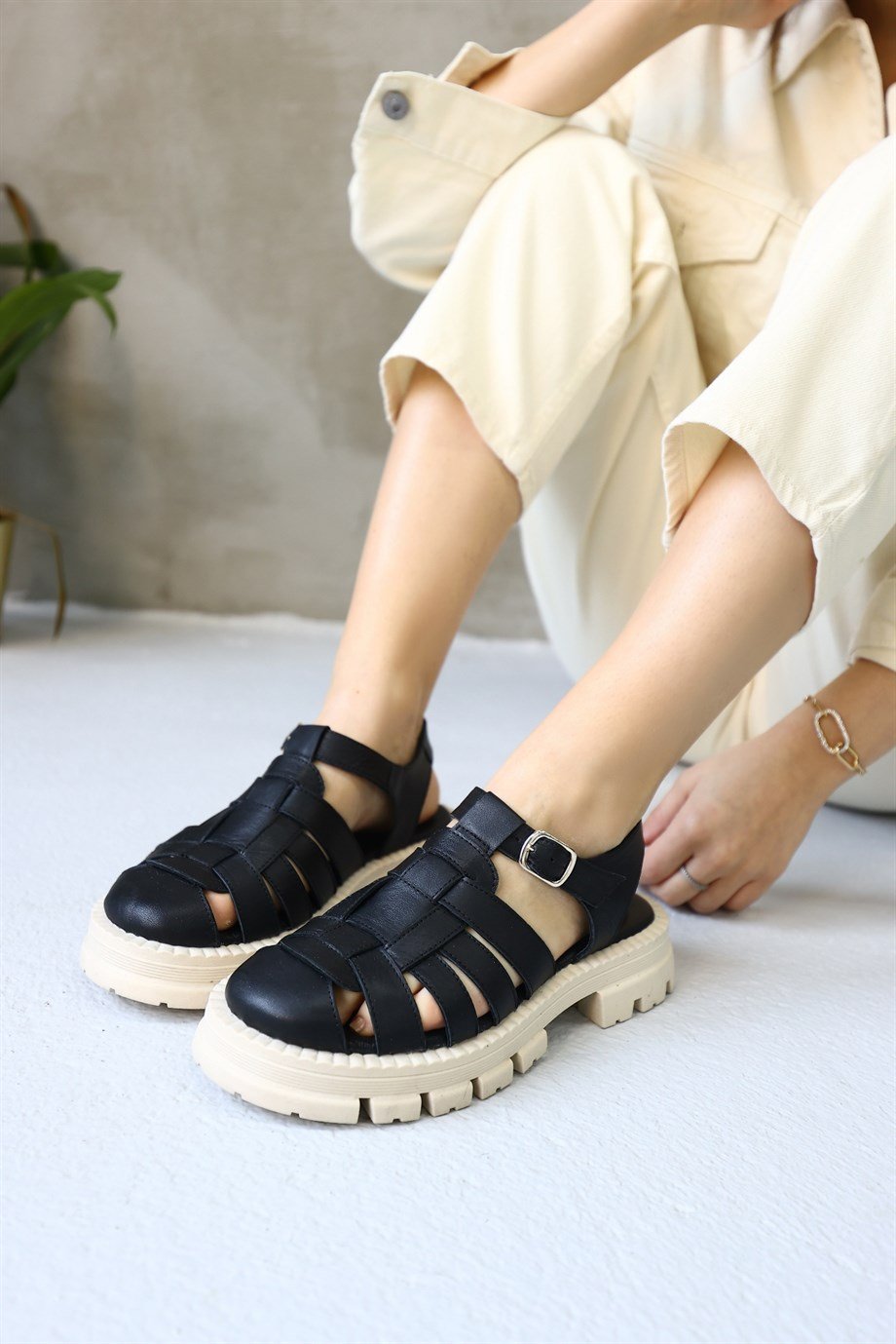 Cristi Black Leather Women's Sandals