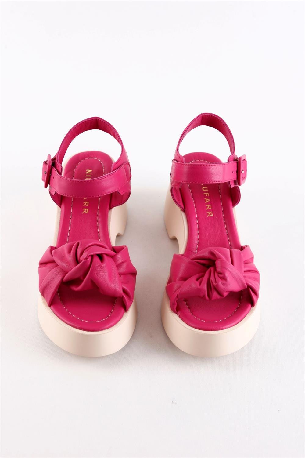 Diana Pembe Hakiki Deri Bej Kalın Tabanlı Sandalet