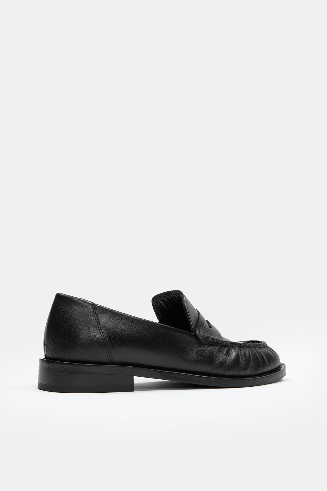 Elwira Siyah Hakiki Deri Kadın Loafer