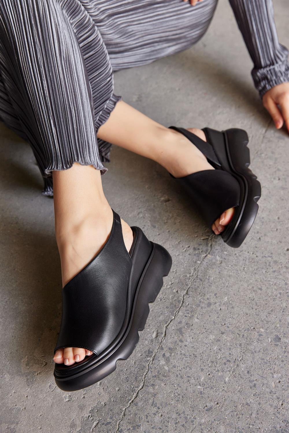 Heidi Black Leather Thick Soled Women's Sandals