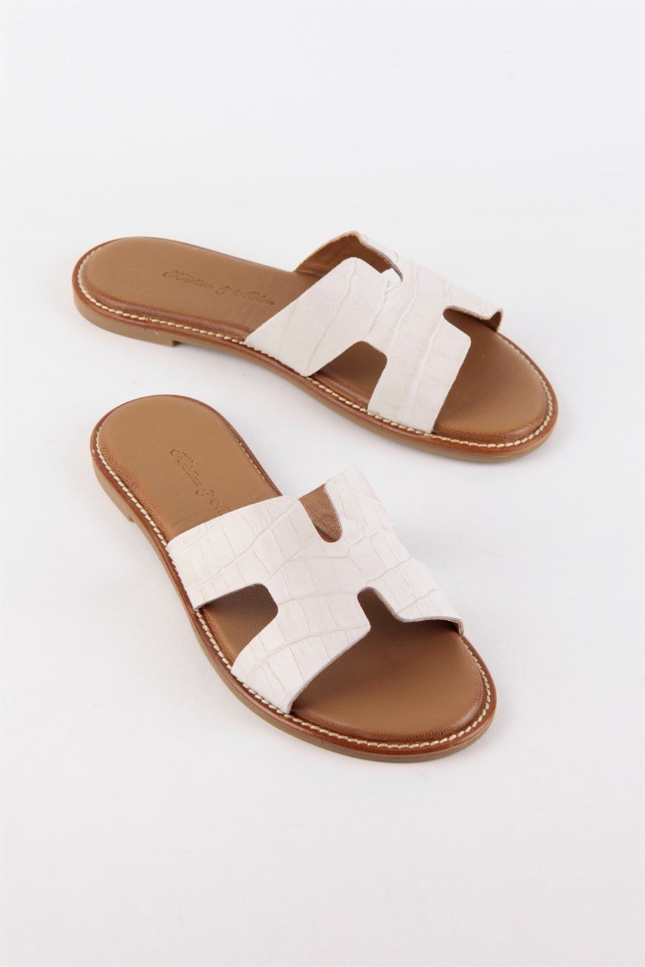 Хелен Бежевые Женские Тапочки из Натуральной Кожи с Кроко Принтом