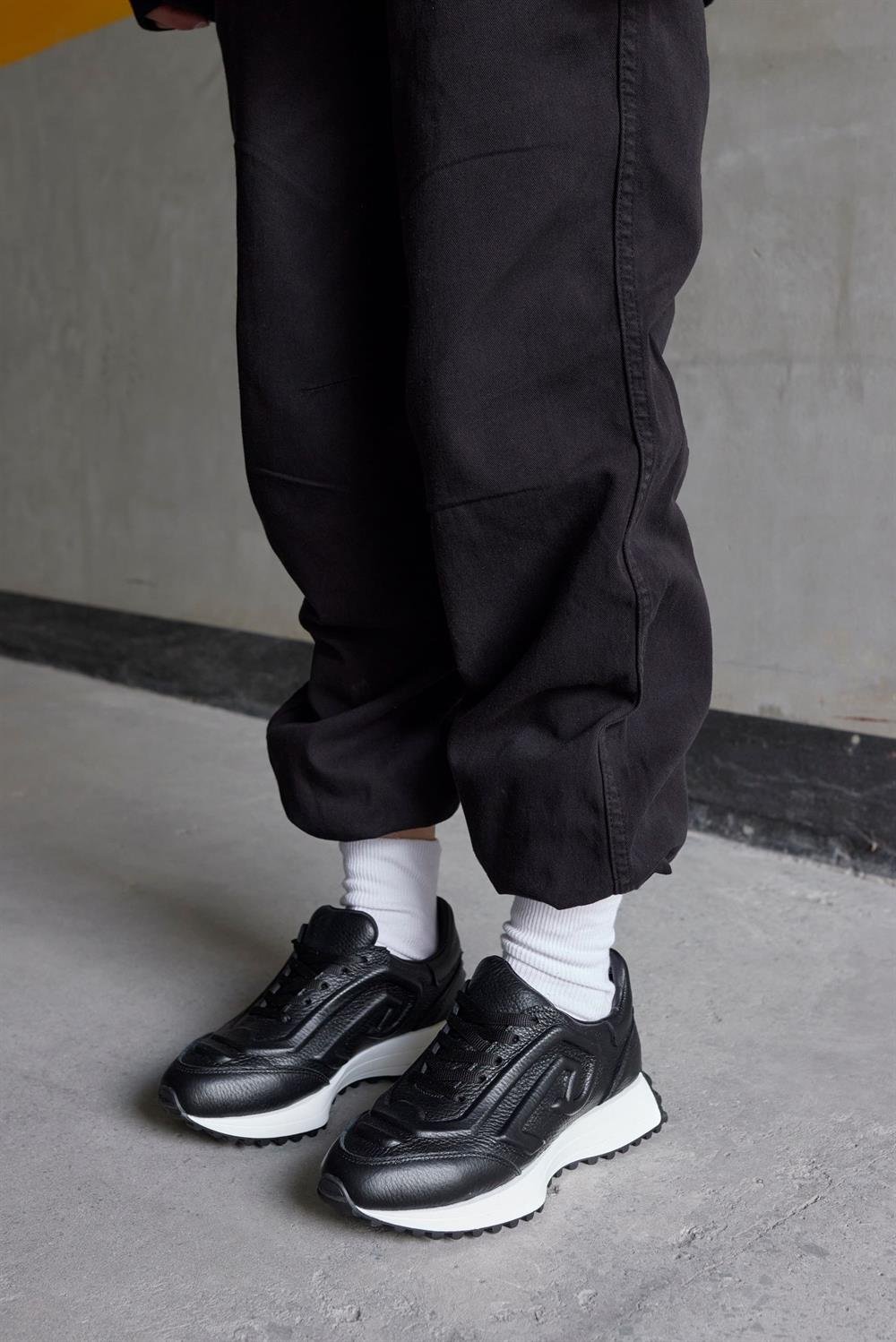 Hello Siyah Hakiki Deri Kadın Sneaker