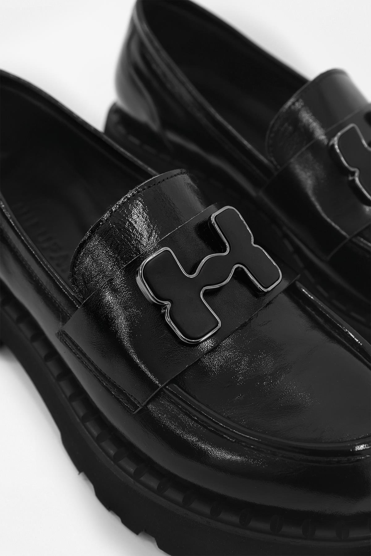 Hera Siyah Rugan Hakiki Deri Kadın Loafer