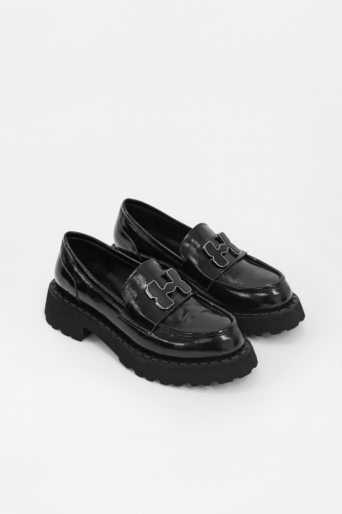 Hera Siyah Rugan Hakiki Deri Kadın Loafer